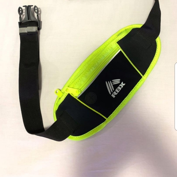 RBX Running & Walking Waist Pack - Picture 3 of 5